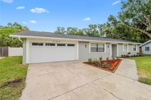 11315 Carrollwood Estates Dr, Tampa, FL 33618 - Photo 2