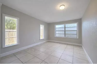 7018 54th Avenue N, Saint Petersburg, FL 33709 - Photo 14