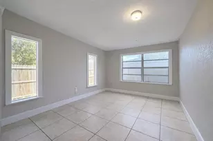 7018 54th Ave N, Saint Petersburg, FL 33709 - Photo 14