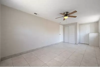 7018 54th Avenue N, Saint Petersburg, FL 33709 - Photo 8