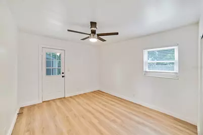 4413 W Rogers Avenue, Tampa, FL 33611 - Photo 26