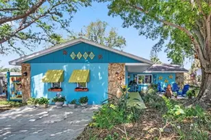 2159 Barcelona Wy S, Saint Petersburg, FL 33712 - Photo 1