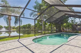 8609 Boysenberry Dr, Tampa, FL 33635 - Photo 38