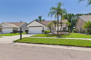 8609 Boysenberry Dr, Tampa, FL 33635 - Photo 6