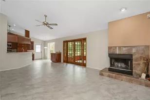 785 Duque Rd, Lutz, FL 33549 - Photo 14
