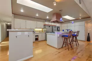8233 Forest Cir, Seminole, FL 33776 - Photo 20