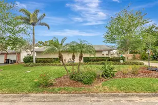 8233 Forest Cir, Seminole, FL 33776 - Photo 54