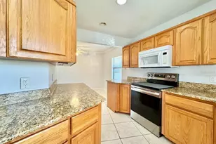 4112 Beach Dr SE, Saint Petersburg, FL 33705 - Photo 8