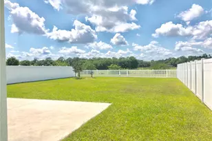 6527 Bayston Hill Pl, Zephyrhills, FL 33541 - Photo 14