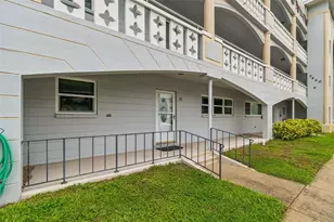 2460 Franciscan Dr, Clearwater, FL 33763 - Photo 4