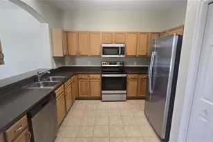 10140 Balcony St, New Port Richey, FL 34655 - Photo 4