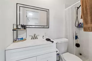 10110 N Lantana Ave, Tampa, FL 33612 - Photo 40