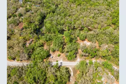 33013 Round Table Road, Ridge Manor, FL 33523 - Photo 22