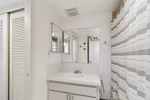 2944 W Bay Dr, Belleair Bluffs, FL 33770 - Photo 44