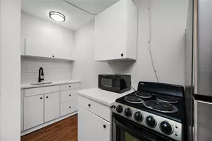 425 2nd St N, Saint Petersburg, FL 33701 - Photo 16