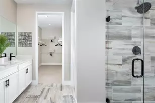 17787 Stillness Ct, Venice, FL 34293 - Photo 14