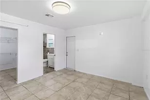 38308 Collins Ave, Zephyrhills, FL 33542 - Photo 10