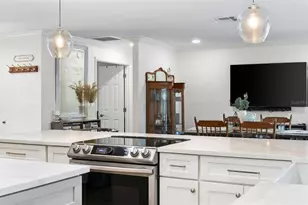 3102 Wesson Way, Tampa, FL 33618 - Photo 10