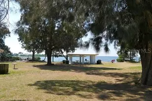 656 Windrush Bay Dr, Tarpon Springs, FL 34689 - Photo 22