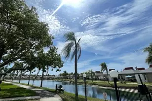 4326 Tahitian Gardens Cir, Holiday, FL 34691 - Photo 4