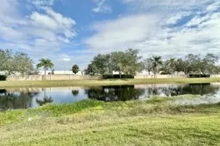 4129 Via Piedra Cir, Sarasota, FL 34233 - Photo 4