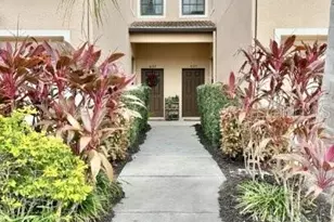 4129 Via Piedra Cir, Sarasota, FL 34233 - Photo 2