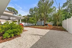 3910 W Vasconia St, Tampa, FL 33629 - Photo 30