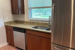 422 15th Ave S, Saint Petersburg, FL 33701 - Photo 8