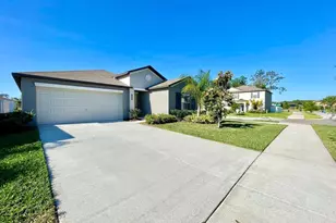 12964 Wildflower Meadow Dr, Riverview, FL 33579 - Photo 2