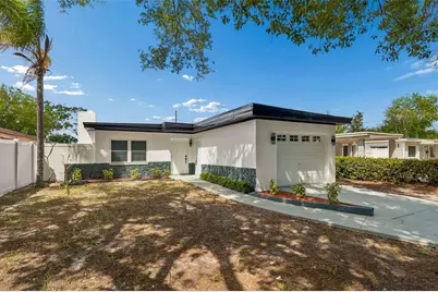 7439 37th Avenue N, Saint Petersburg, FL 33710 - Photo 4