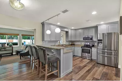 2107 W Kyra Drive, Tampa, FL 33612 - Photo 10