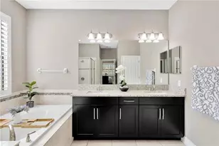 1607 Feather Grass Loop, Lutz, FL 33558 - Photo 14