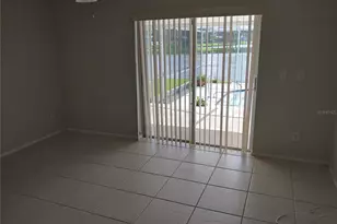 525 Moreno Cir NE, Saint Petersburg, FL 33703 - Photo 10