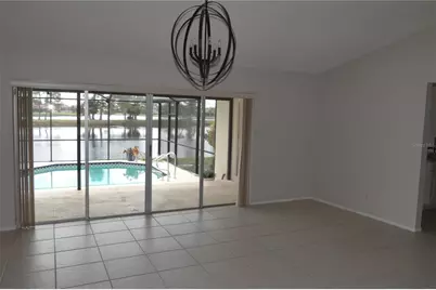 525 Moreno Circle NE, Saint Petersburg, FL 33703 - Photo 6