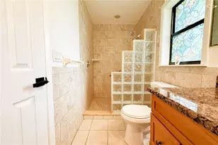 3201 Bartlett St, Spring Hill, FL 34606 - Photo 28