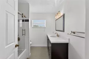 1810 Milford Cir, Sun City Center, FL 33573 - Photo 28
