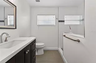 1810 Milford Cir, Sun City Center, FL 33573 - Photo 16