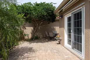 491 St Tropez Cir NE, Saint Petersburg, FL 33703 - Photo 34