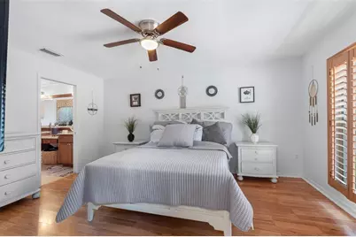 17648 Nathans Drive, Tampa, FL 33647 - Photo 12