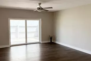 6919 Place De La Paix, Saint Petersburg, FL 33707 - Photo 24