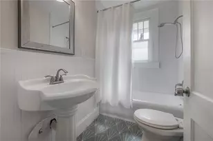 207 W Hiawatha St, Tampa, FL 33604 - Photo 6