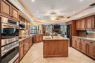 3428 Valley Ranch Dr, Lutz, FL 33548 - Photo 10