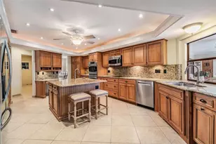 3428 Valley Ranch Dr, Lutz, FL 33548 - Photo 12
