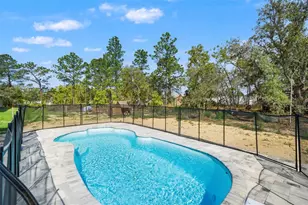 12015 Phoenix Ave, Weeki Wachee, FL 34614 - Photo 38