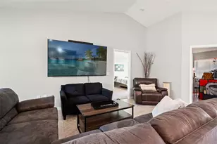 12015 Phoenix Ave, Weeki Wachee, FL 34614 - Photo 16