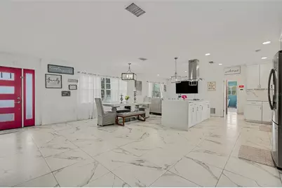 3101 S Kings Avenue, Brandon, FL 33511 - Photo 12