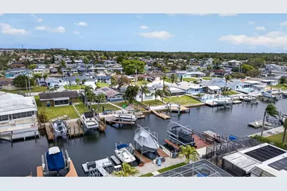 4953 Blue Heron Drive, New Port Richey, FL 34652 - Photo 4