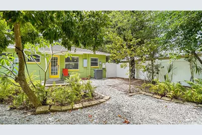 263 22nd Street N, Saint Petersburg, FL 33713 - Photo 2