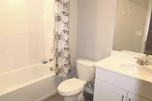 2763 Chestnut Creek Place, Brandon, FL 33510 - Photo 10