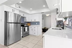 11508 Robles Del Rio Pl, Temple Terrace, FL 33617 - Photo 6